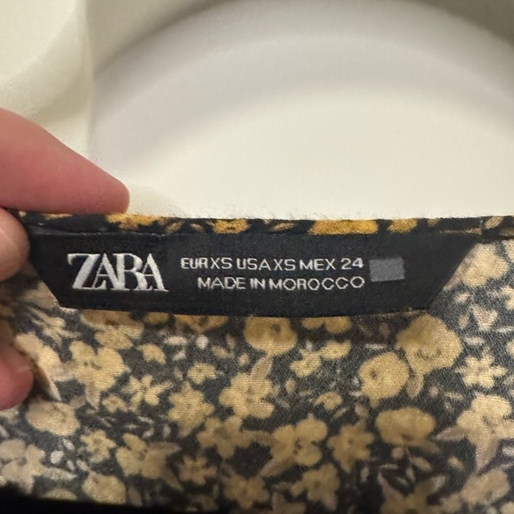 ZARA Mustard Floral Long Sleeve Dress - Picture 4 of 4